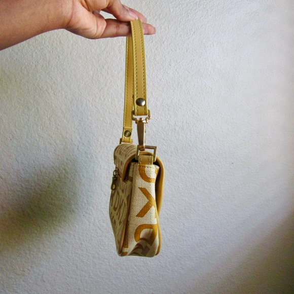 Y2k Logo Purse - Picture 2 of 4